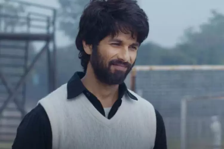 कहीं अंगारक योग की नजर में तो नहीं Shahid Kapoor की जर्सी