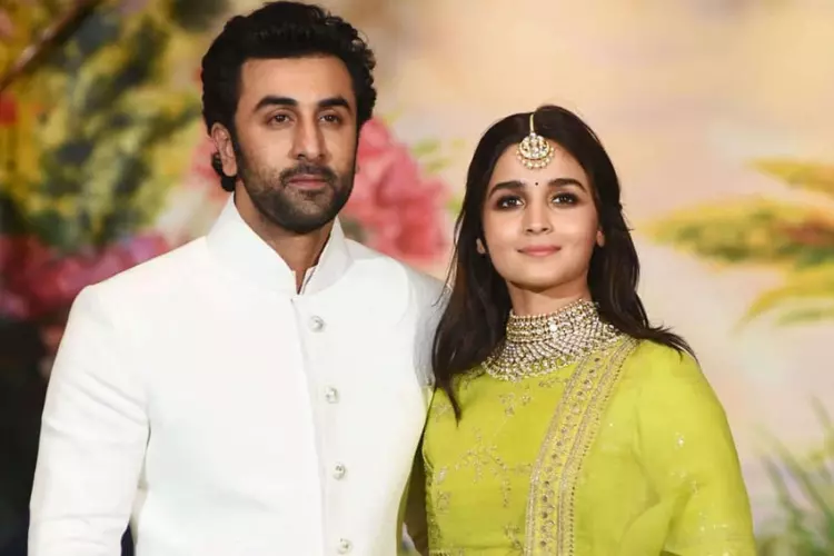Alia Bhatt Ranbir Kapoor Relationship: Wedding Bells to Ring in 2022?