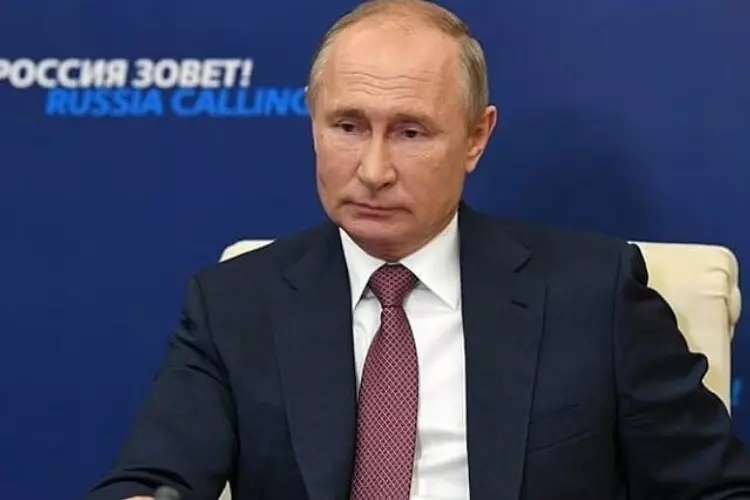 What Makes Vladimir Putin’s Meeting with Narendra Modi Important?