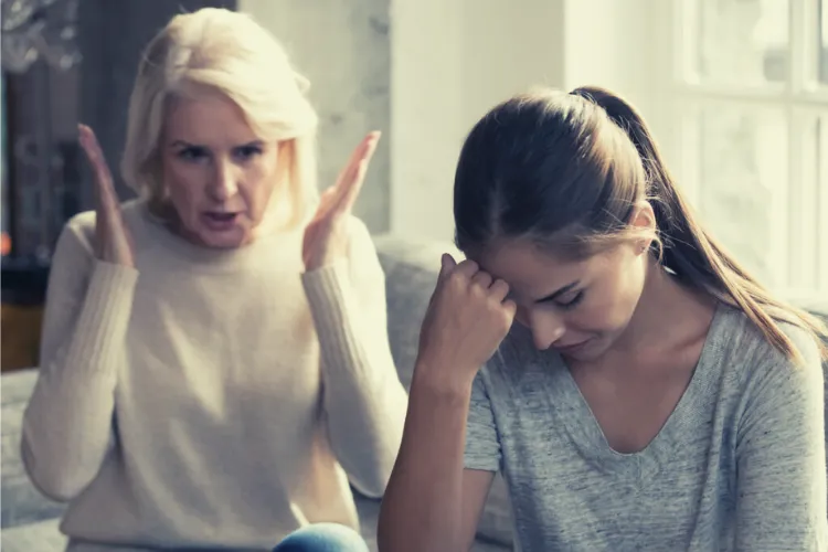 Do you have mommy issues? Everything you need to know about it