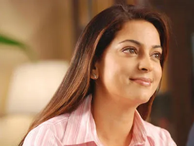 Juhi’s entrepreneurial stars seem stronger than her acting stars, for now, says Ganesha…
