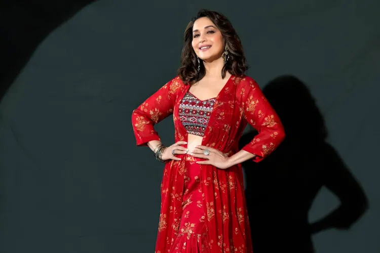 Mesmerising Madhuri – Will planetary transits change her destiny?