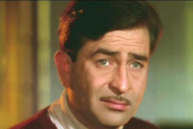 Moon-Rahu, Formidably placed Venus and Saturn – the Spectacles of Raj Kapoor’s Chart!