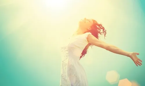 Tips to be Happy: 11 Practical Ways To Live A Happy Life