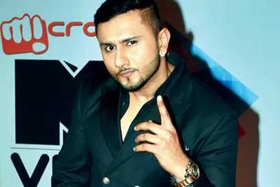 The stars seem to be giving a license to ‘Party All Night’ to Honey Singh in 2016…